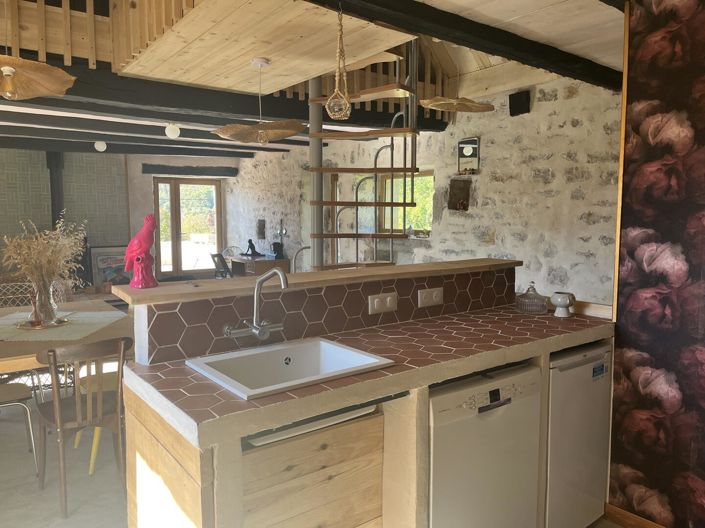 Image No.9-2 Bed House for sale