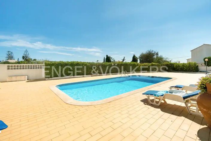 Image No.37-4 Bed House for sale