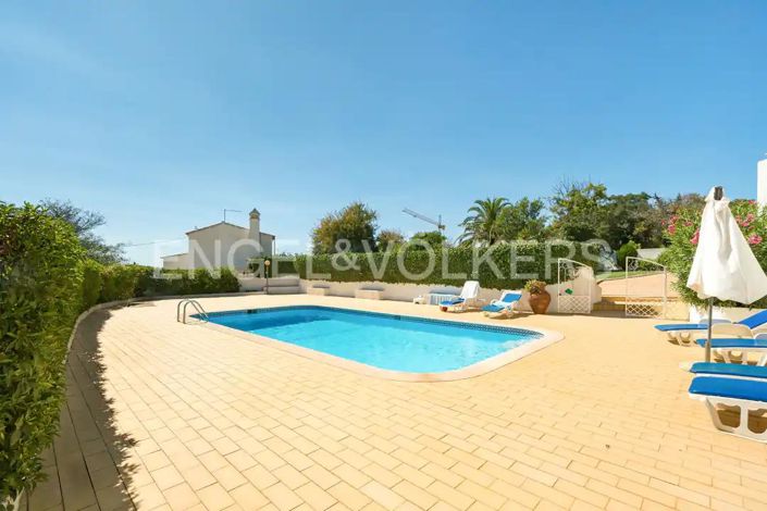 Image No.38-4 Bed House for sale