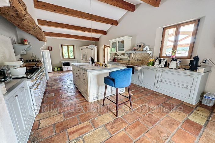 Image No.7-6 Bed House for sale