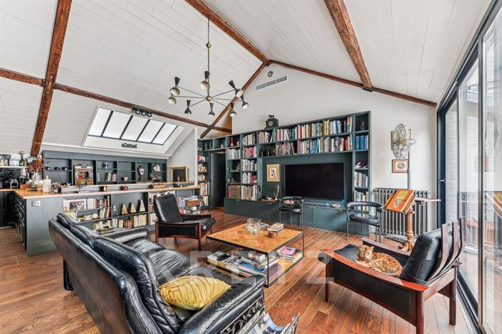 Image No.4-6 Bed House for sale