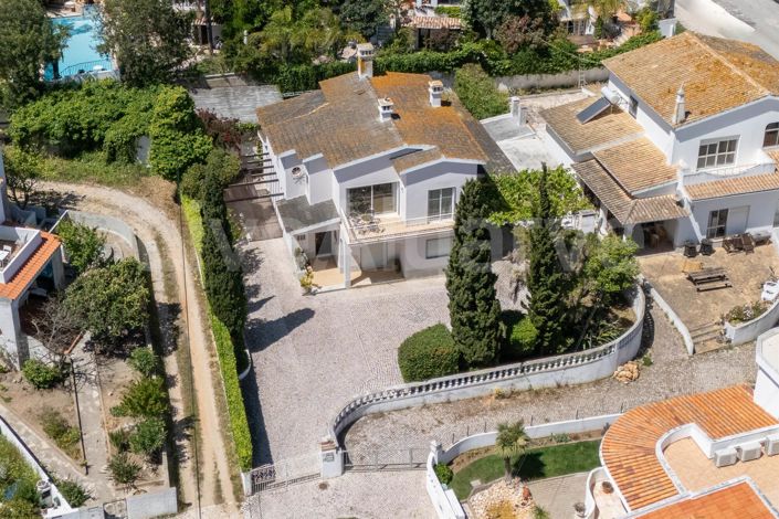 Image No.3-5 Bed House for sale