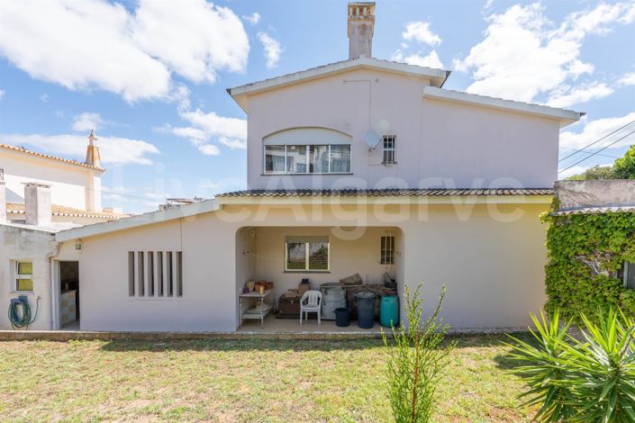 Image No.36-5 Bed House for sale