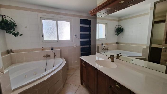 Image No.10-House for sale