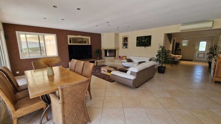 Image No.6-House for sale