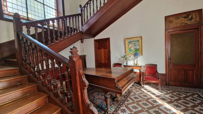 Image No.4-House for sale