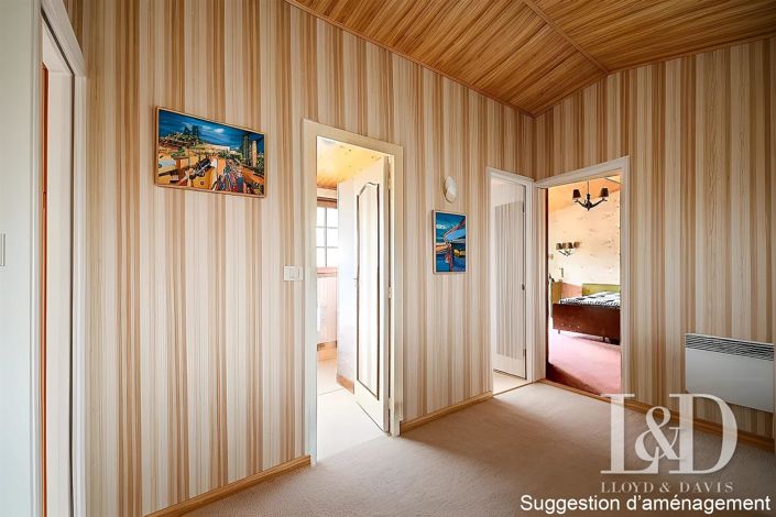 Image No.15-5 Bed House for sale