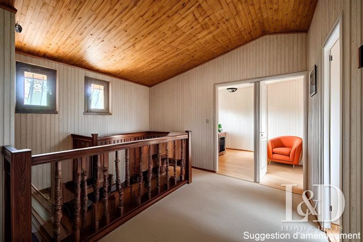 Image No.16-5 Bed House for sale