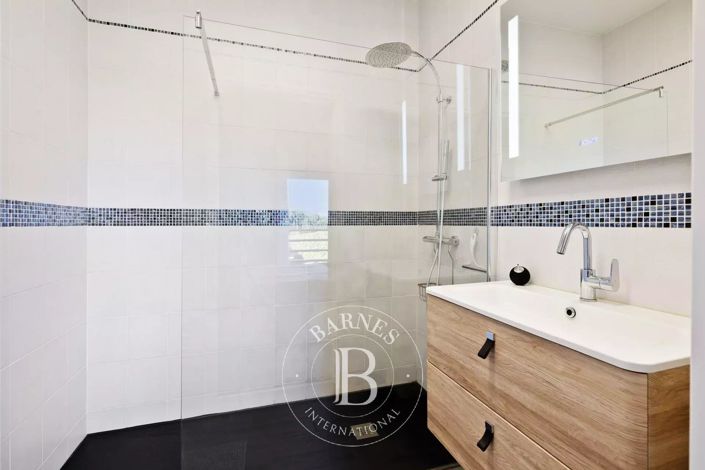 Image No.14-House for sale