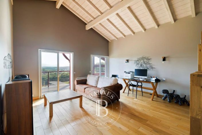 Image No.15-House for sale