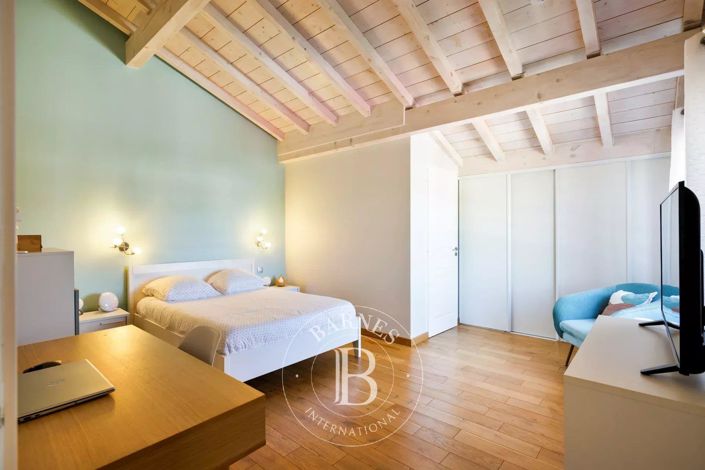 Image No.20-House for sale