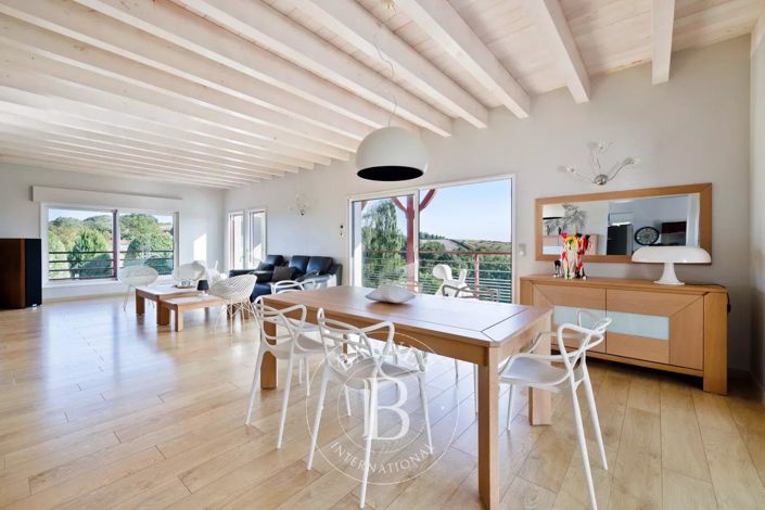 Image No.4-House for sale