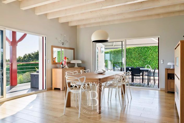 Image No.9-House for sale