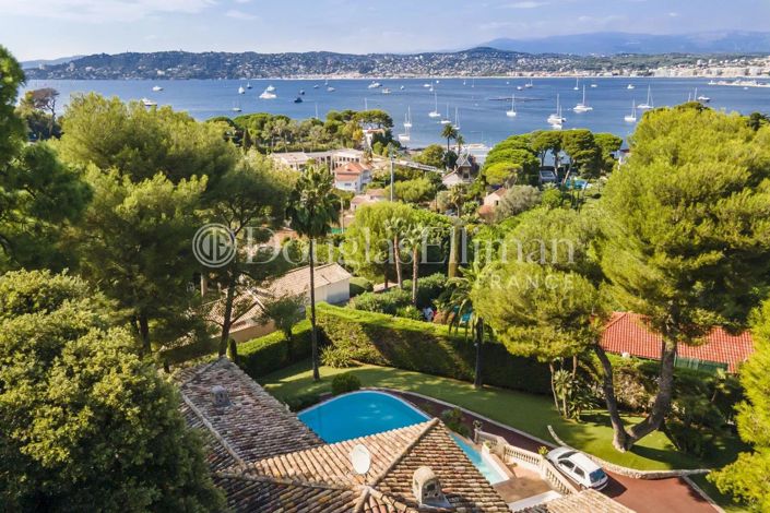 Image No.3-6 Bed House for sale