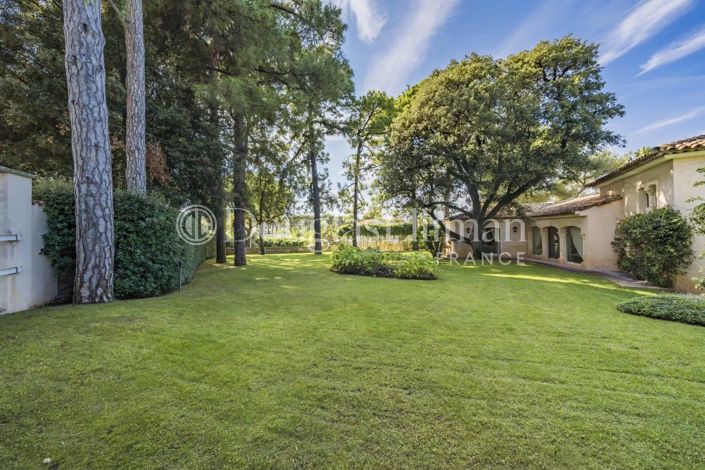 Image No.35-6 Bed House for sale