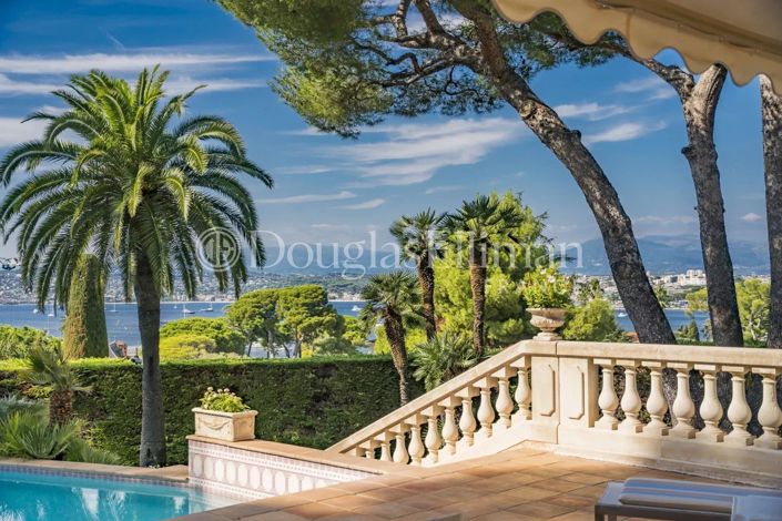 Image No.41-6 Bed House for sale