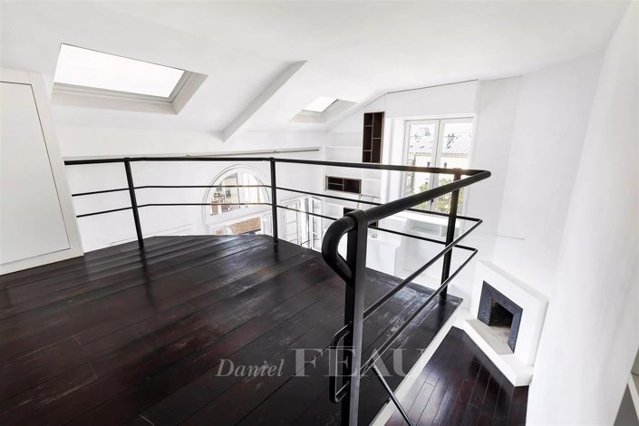 Image No.10-3 Bed Apartment for sale