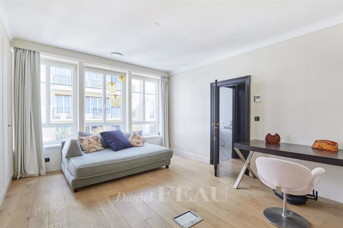 Image No.16-4 Bed House for sale