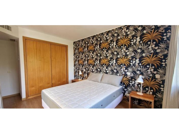 Image No.17-2 Bed House for sale