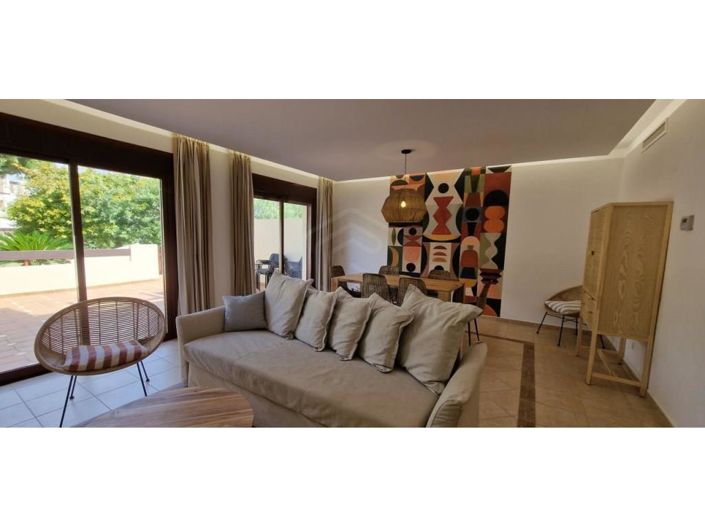 Image No.2-2 Bed House for sale