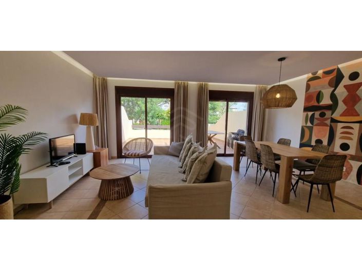 Image No.3-2 Bed House for sale