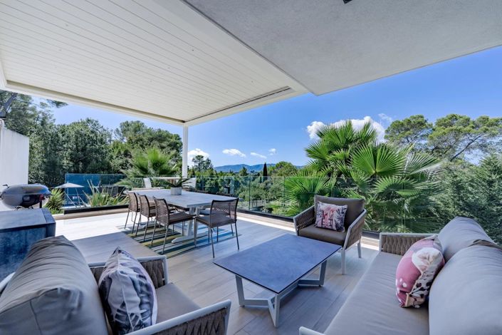 Image No.18-4 Bed House for sale