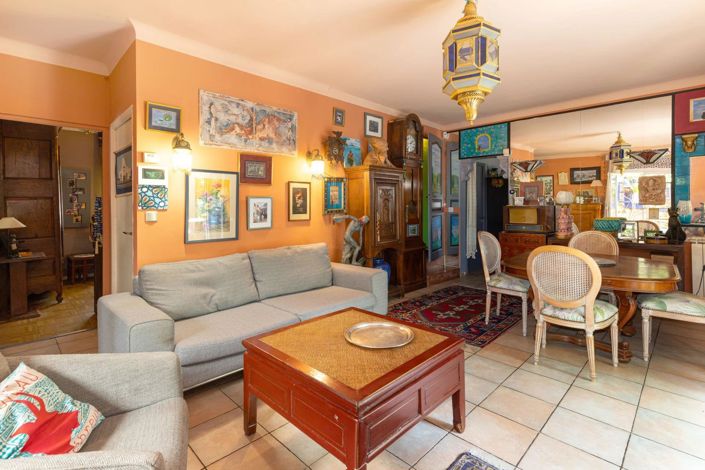 Image No.24-5 Bed House for sale