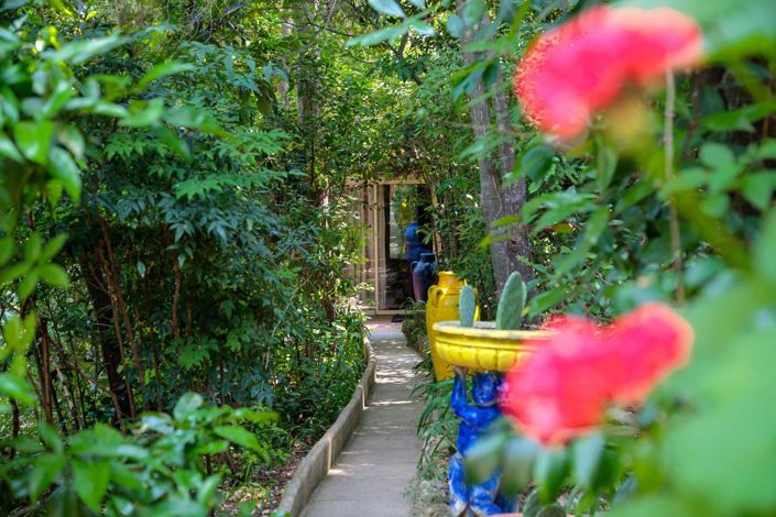 Image No.8-5 Bed House for sale