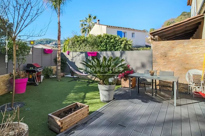 Image No.16-3 Bed House for sale