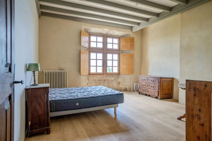 Image No.16-7 Bed House for sale