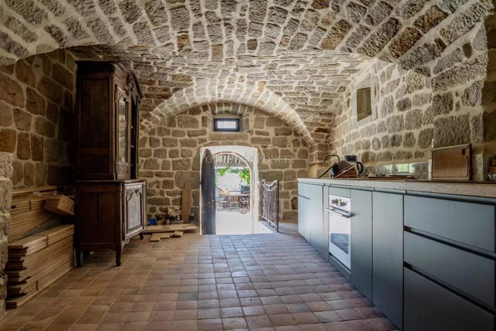 Image No.21-7 Bed House for sale