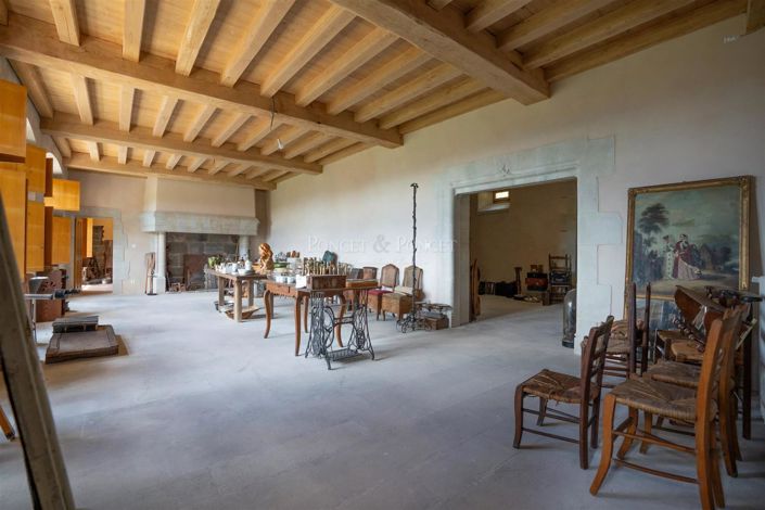 Image No.25-7 Bed House for sale