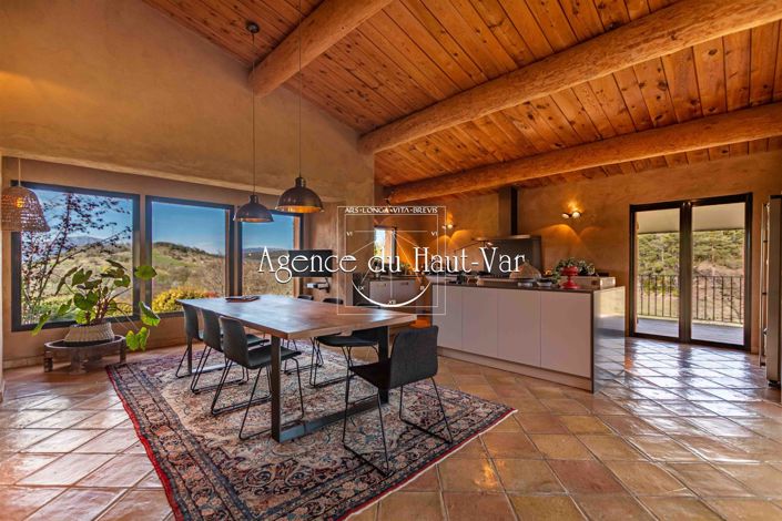 Image No.22-4 Bed House for sale