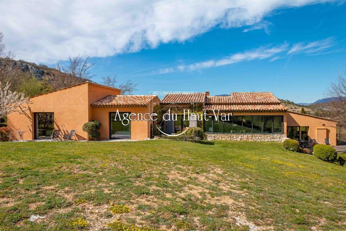 Image No.8-4 Bed House for sale