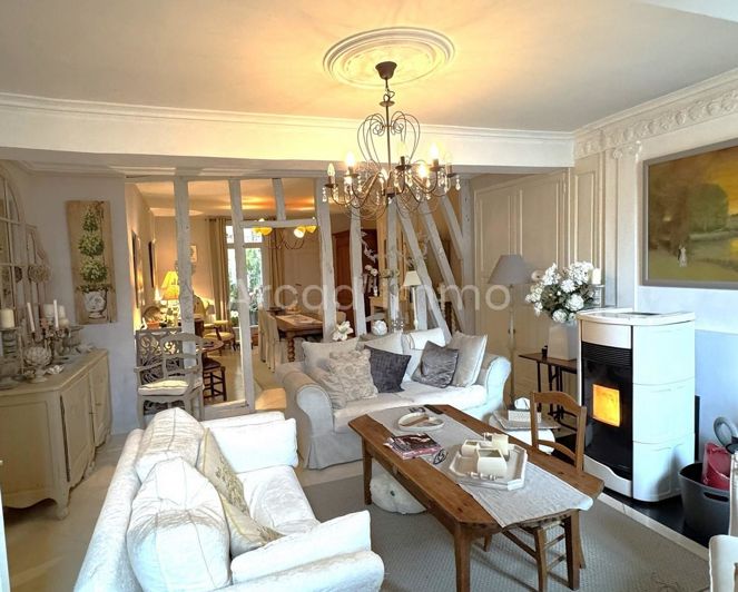 Image No.4-4 Bed House for sale