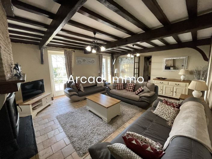 Image No.7-9 Bed House for sale