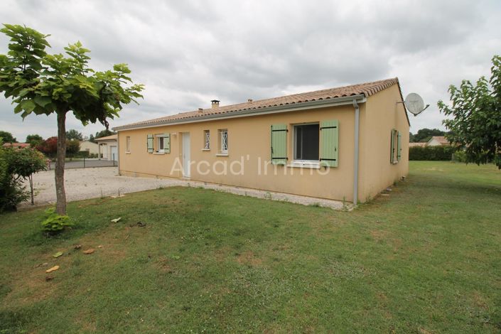 Image No.1-4 Bed House for sale