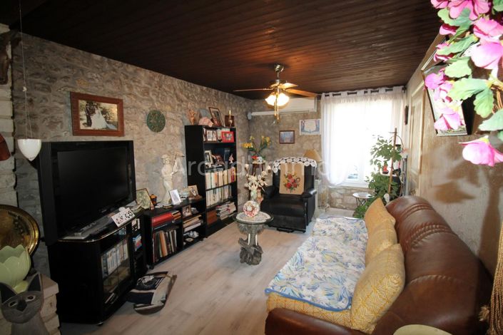 Image No.6-3 Bed House for sale