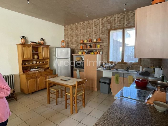 Image No.9-13 Bed House for sale