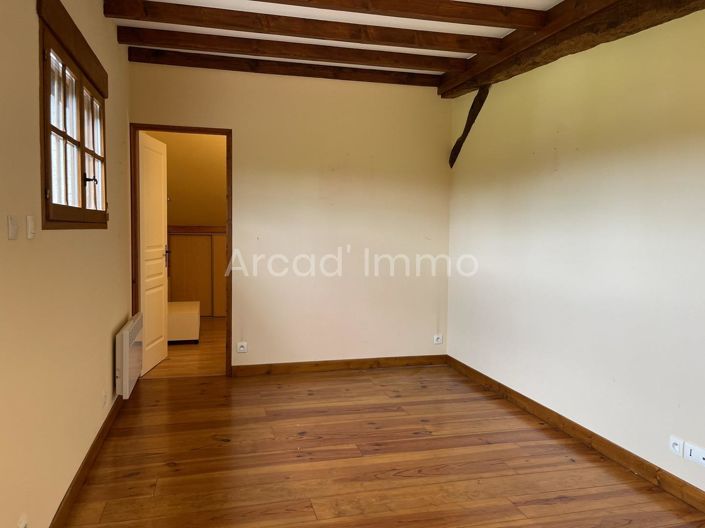 Image No.7-5 Bed House for sale
