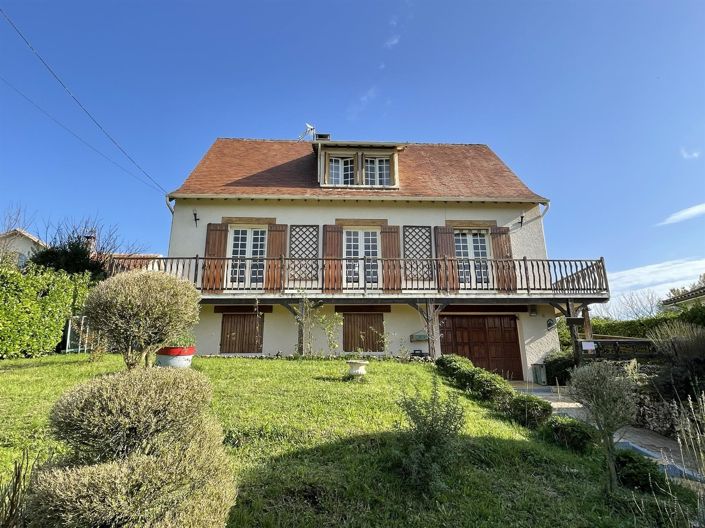 Image No.1-4 Bed House for sale