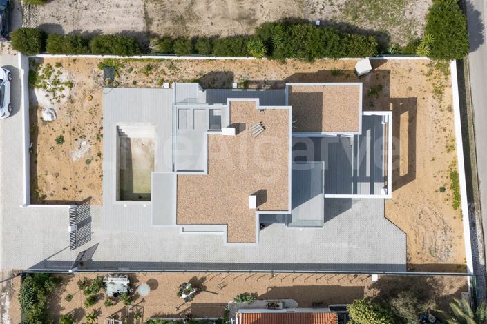 Image No.29-3 Bed House for sale