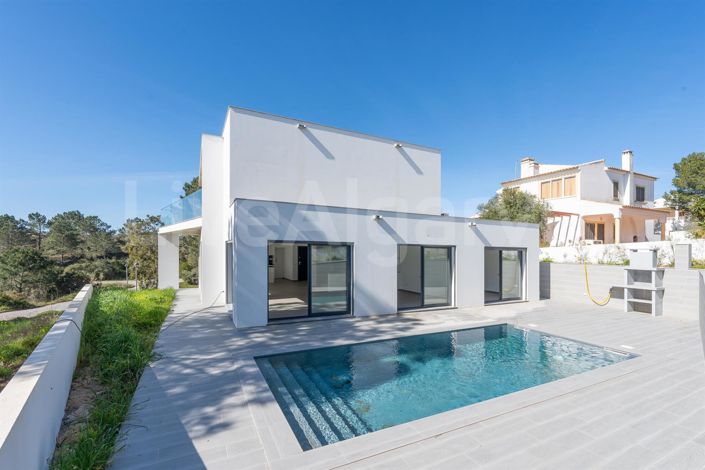 Image No.4-4 Bed House for sale