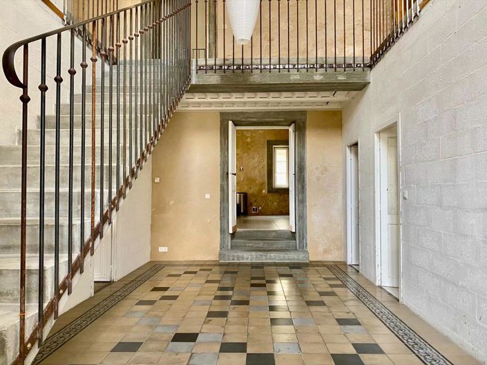 Image No.3-5 Bed House for sale