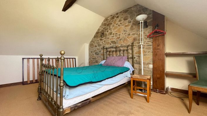 Image No.12-8 Bed Apartment for sale