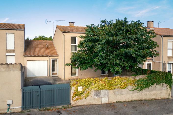 Image No.1-4 Bed House for sale