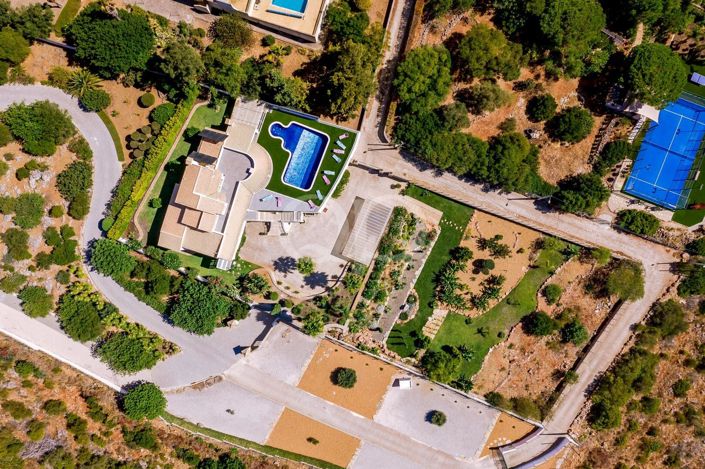 Image No.25-4 Bed House for sale