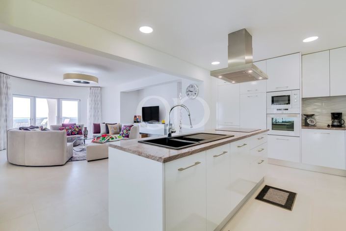 Image No.37-4 Bed House for sale