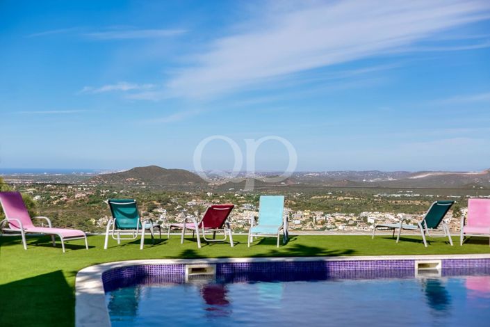 Image No.51-4 Bed House for sale