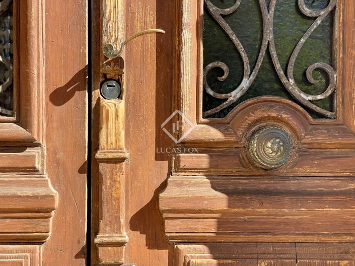 Image No.2-5 Bed House for sale